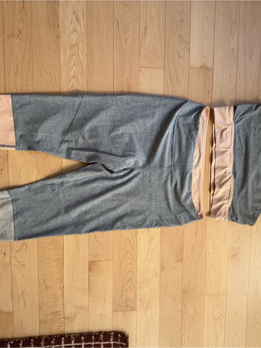 Outdoor Voices Gray and Beige Leggings - Stretchy Active set